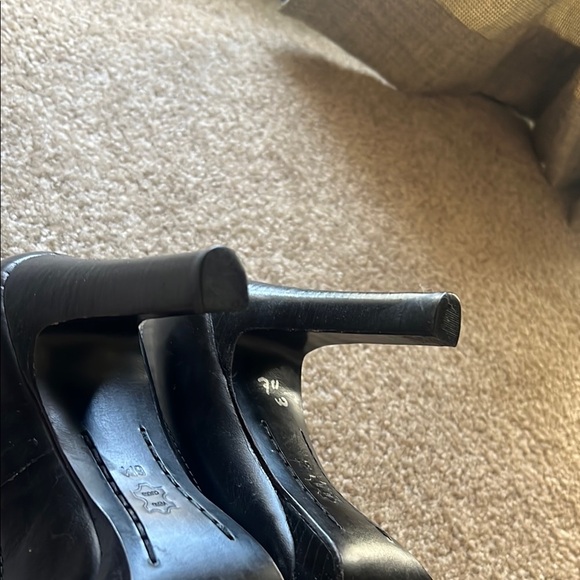 Michael Kors Black Peep Toe Pumps - Picture 4 of 5